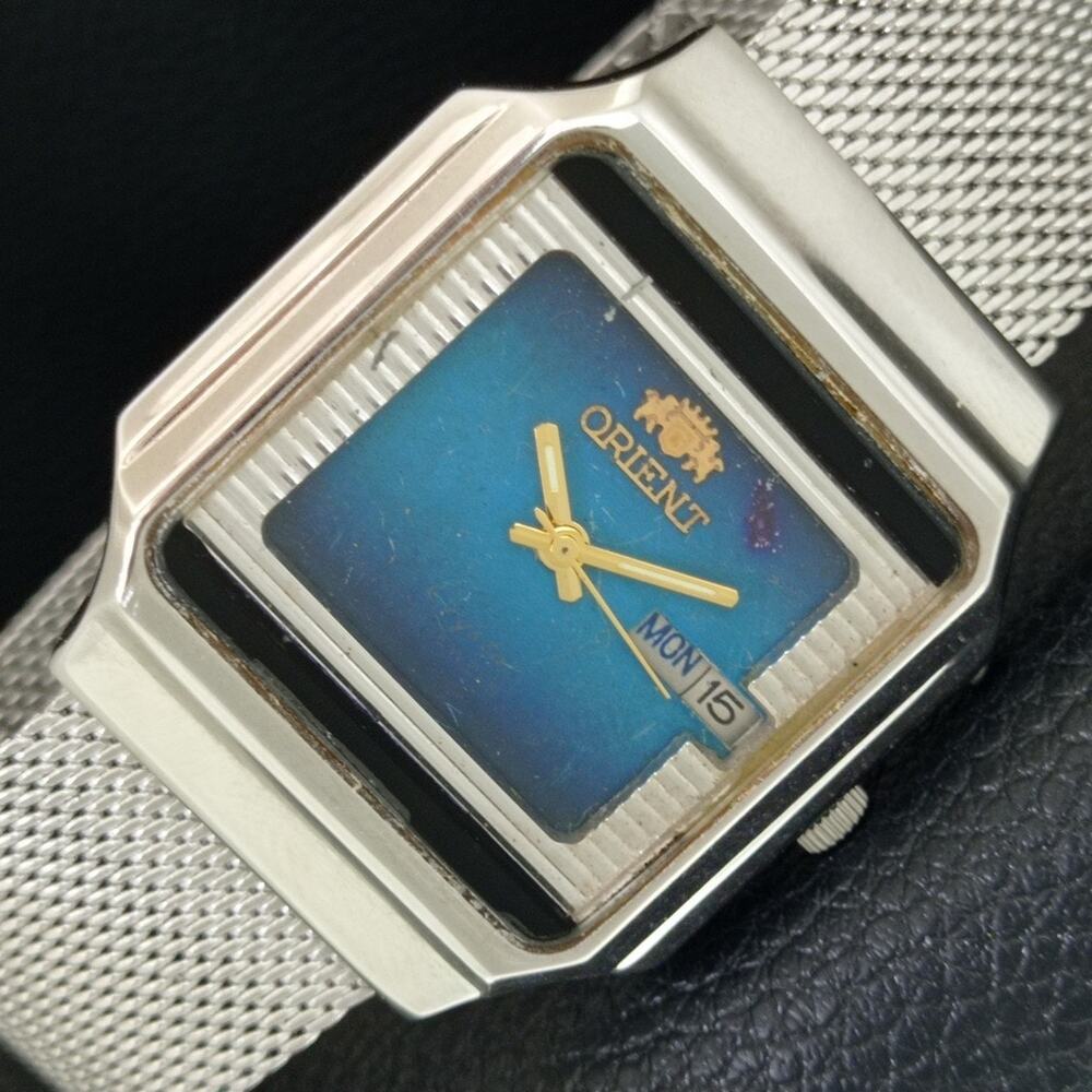 Vintage 1990 Square Orient Automatic Mens Silver Watch W/daydate & Blue accents